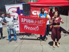 Ato pela reduo dos juros e por reposio salarial j